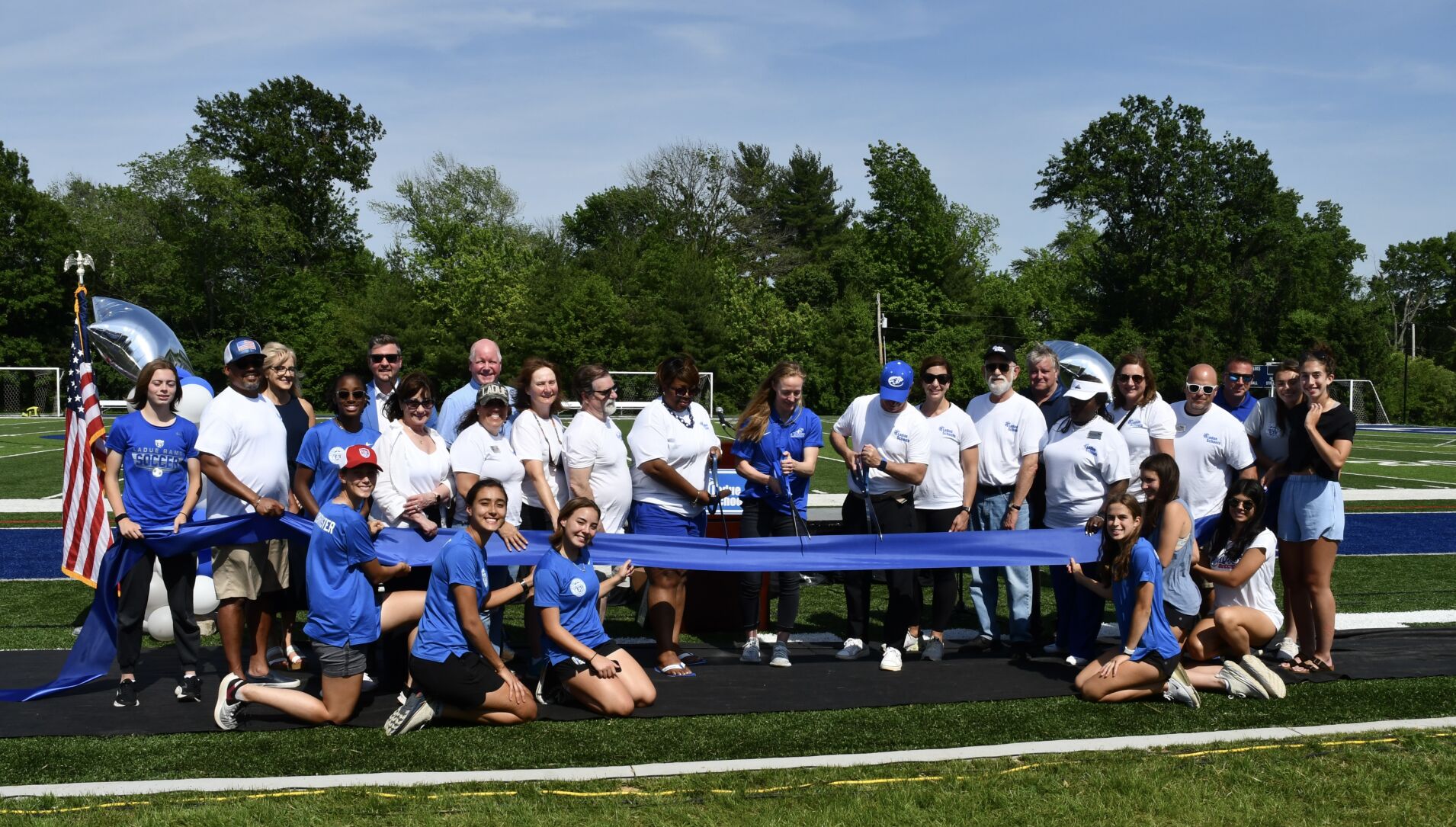 Ribbon cutting.jpg